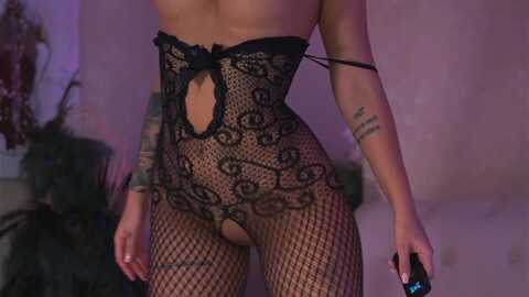 nattynatty @ myfreecams on 20240317
