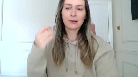 boob_jiggler @ myfreecams on 20240318