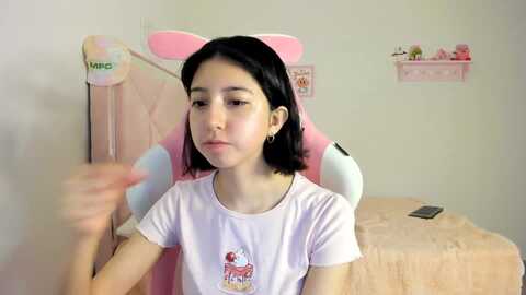 cherrycute666 @ myfreecams on 20240318