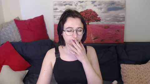 mini_diva @ myfreecams on 20240318