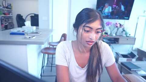 missrinaroxx @ myfreecams on 20240318