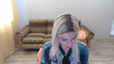 sexybeatriice @ myfreecams on 20240318