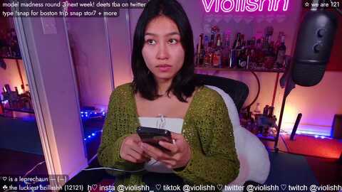 violishh @ myfreecams on 20240318