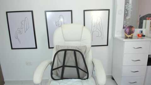 whitneyr @ myfreecams on 20240318