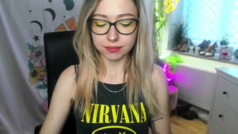 heidiflower @ myfreecams on 20240319