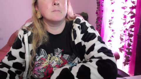 kissica @ myfreecams on 20240319