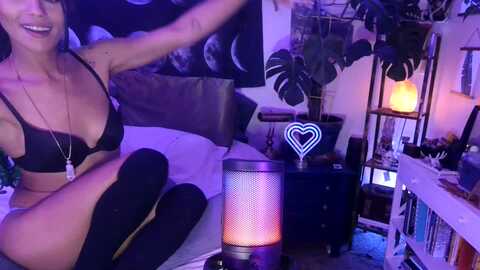 lunarlexxx @ myfreecams on 20240319