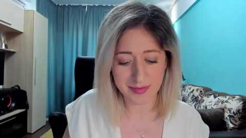 sweetdelia_ @ myfreecams on 20240320