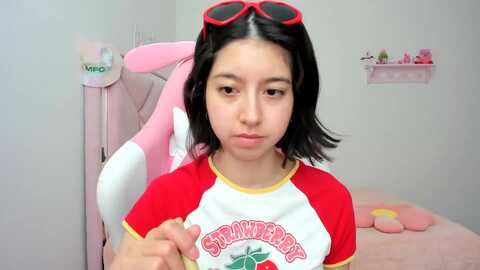 cherrycute666 @ myfreecams on 20240321