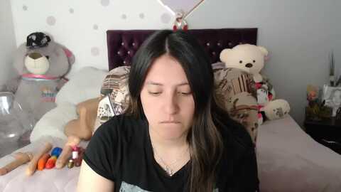 lorenahot06 @ myfreecams on 20240321