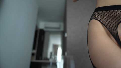 yvonnaone @ myfreecams on 20240321