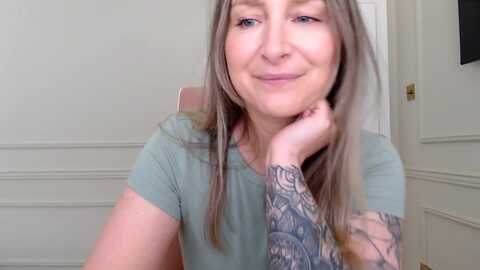 boob_jiggler @ myfreecams on 20240322