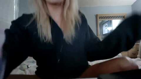 duckchan0 @ myfreecams on 20240322