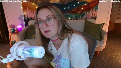 journeyjade @ myfreecams on 20240322