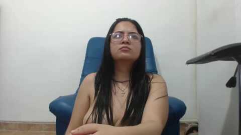 violeta_97 @ myfreecams on 20240323