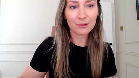 boob_jiggler @ myfreecams on 20240324
