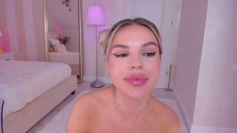 maya_di @ myfreecams on 20240324