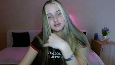 alleiko @ myfreecams on 20240325