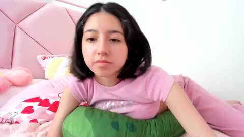 cherrycute666 @ myfreecams on 20240325