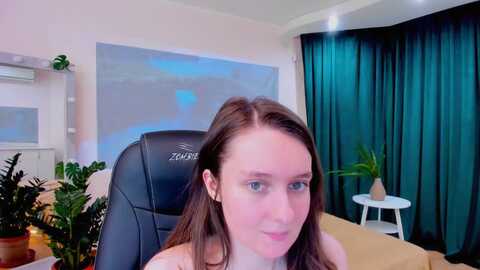 milim_nava @ myfreecams on 20240325