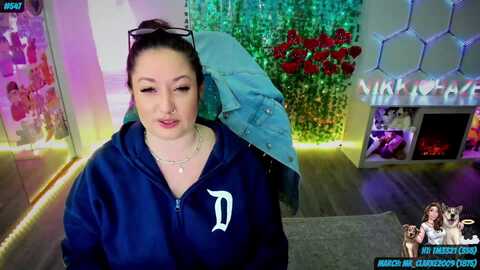 nikki_haze @ myfreecams on 20240325