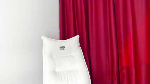 alyssiakent1 @ myfreecams on 20240326