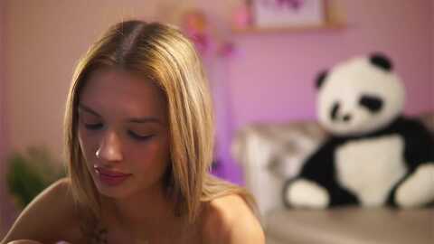 leyameyers @ myfreecams on 20240326