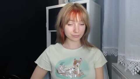 luciaamazing @ myfreecams on 20240326