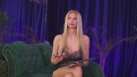 nicolleblake @ myfreecams on 20240326