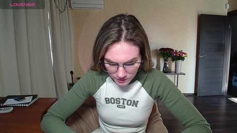 coconutik @ myfreecams on 20240327