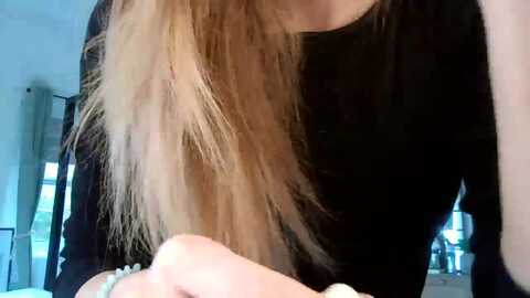 courtney @ myfreecams on 20240327