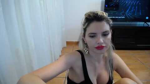 klarita_ @ myfreecams on 20240327