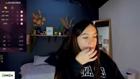 romina_turner @ myfreecams on 20240327