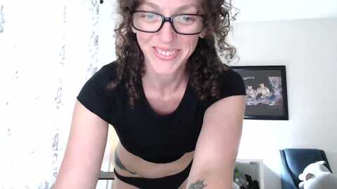 sarah_stark @ myfreecams on 20240327