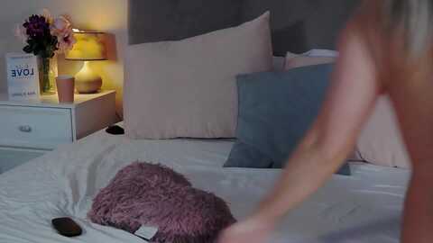 ariacullen @ myfreecams on 20240328