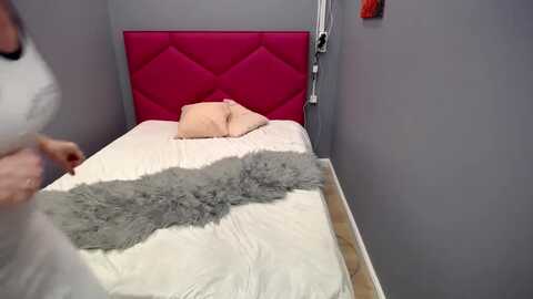 koralchi @ myfreecams on 20240329