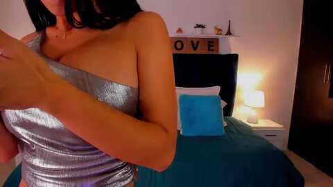 lore_dool @ myfreecams on 20240329