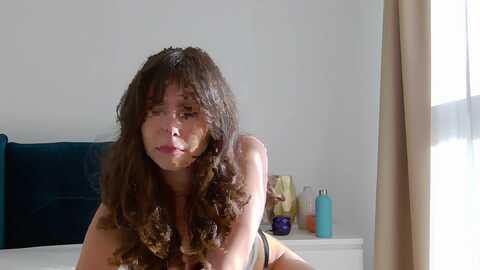 naiasummer @ myfreecams on 20240329