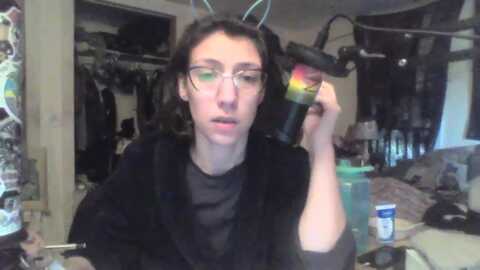 maedelray @ myfreecams on 20240330