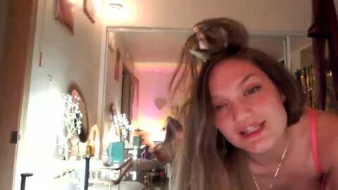 goldiefawn @ myfreecams on 20240401
