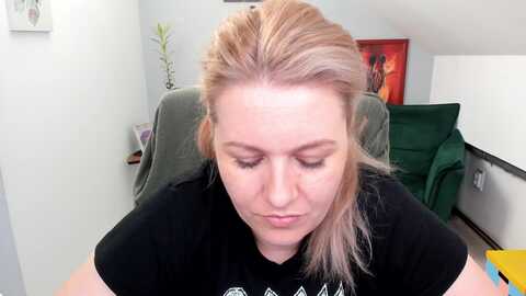 jesykablue @ myfreecams on 20240401