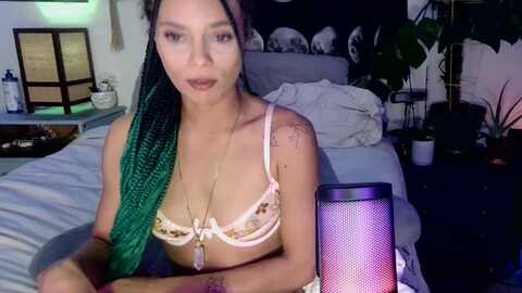 lunarlexxx @ myfreecams on 20240401