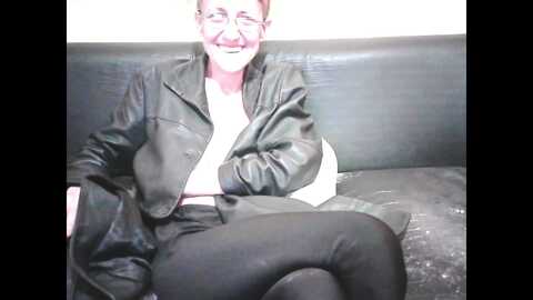 sexygeny @ myfreecams on 20240401