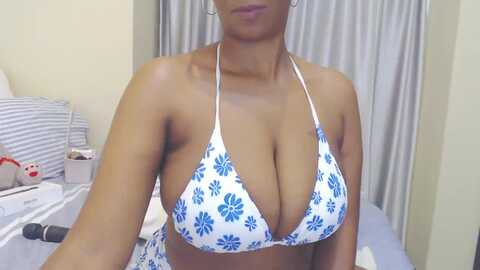 stonefruit81 @ myfreecams on 20240401