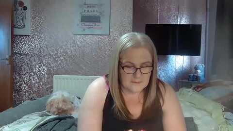 yummymummy39 @ myfreecams on 20240401
