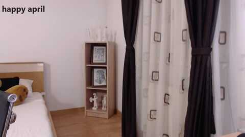 lorybell @ myfreecams on 20240402