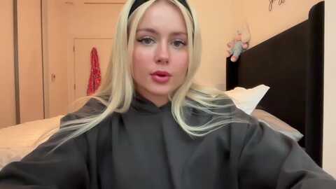 beasaitou @ myfreecams on 20240403