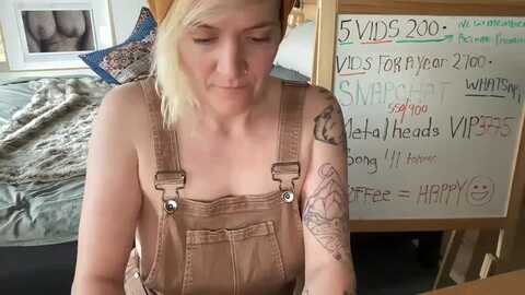 purrtymetal @ myfreecams on 20240403
