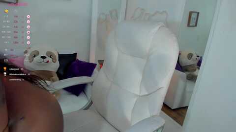 zobe_love @ myfreecams on 20240403