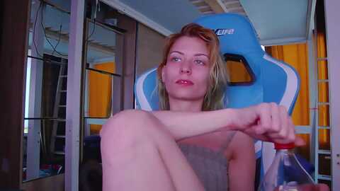 karoline121 @ myfreecams on 20240405